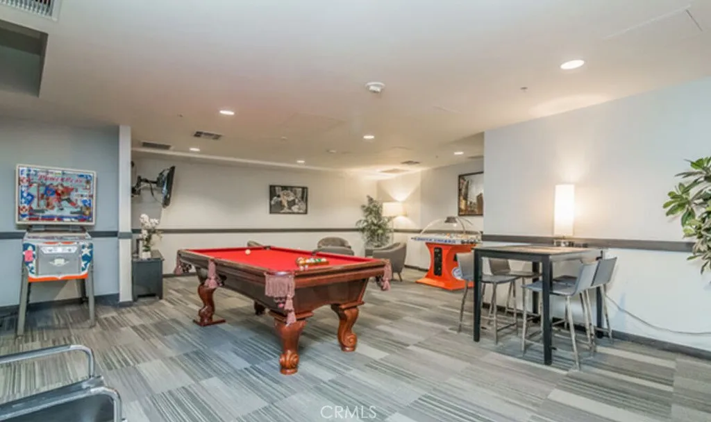 655 S Hope Street 607, Los Angeles, California 90017 home-pic-17