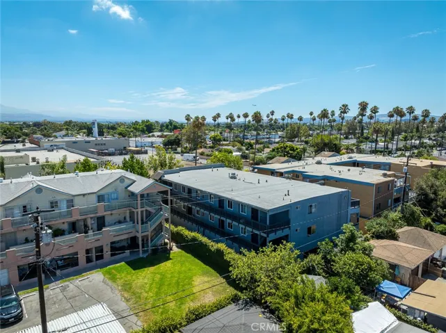 1810 S Broadway, Santa Ana