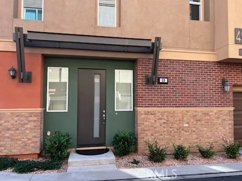 422 W Route 66 59, Glendora, California 91740, 2 Bedrooms Bedrooms, ,3 BathroomsBathrooms,Residential Lease,For Rent,Route 66,PW25175612