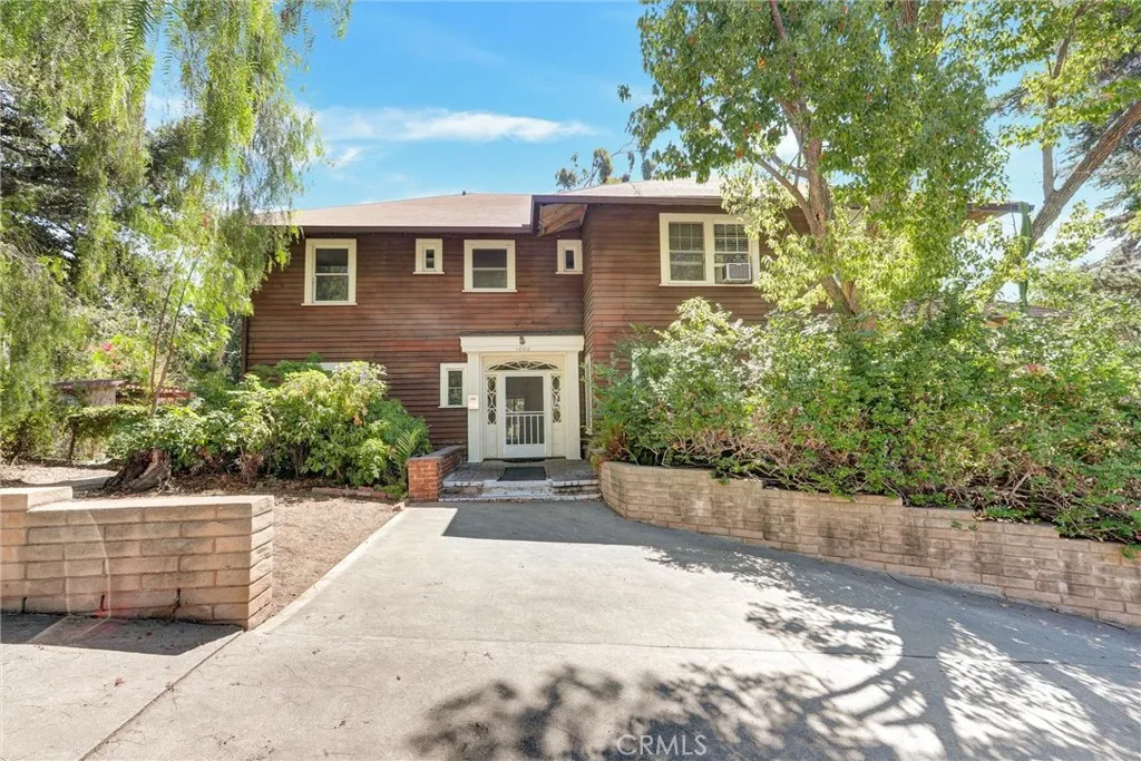 1012 Glencoe Heights Drive, Glendora, California 91741, ,Residential Income,For Sale,Glencoe Heights,SW25176693