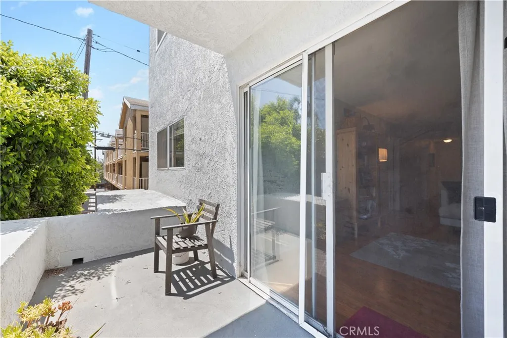 1919 E Beverly Way, Long Beach, California 90802 home-pic-8
