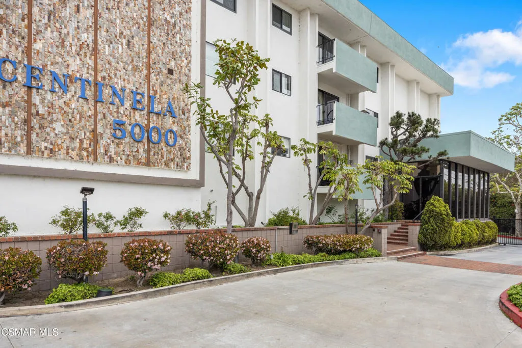 5000 S Centinela Avenue 109, Los Angeles, California 90066 home-pic-0