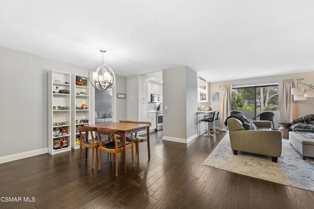 5000 S Centinela Avenue 109, Los Angeles, California 90066 home-pic-1