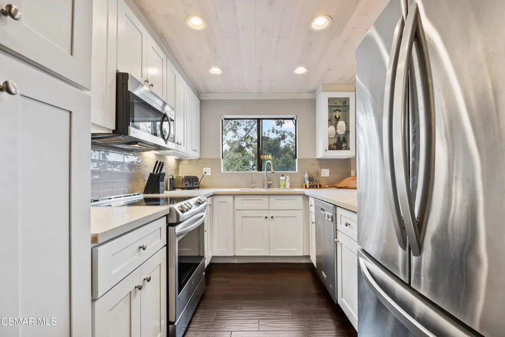 5000 S Centinela Avenue 109, Los Angeles, California 90066 home-pic-6