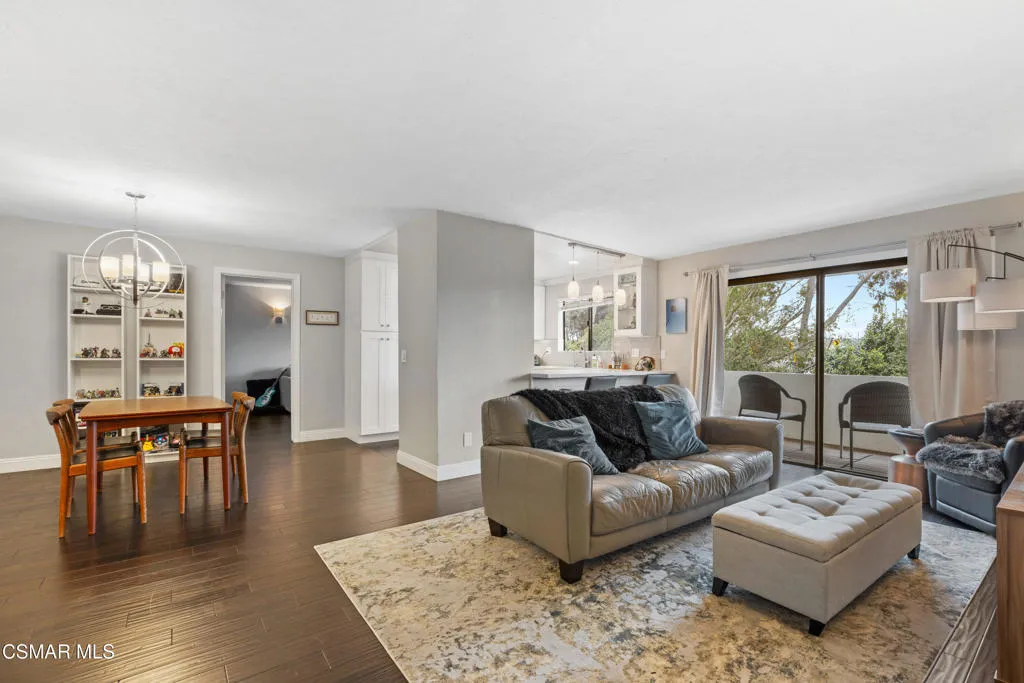 5000 S Centinela Avenue 109, Los Angeles, California 90066 home-pic-3