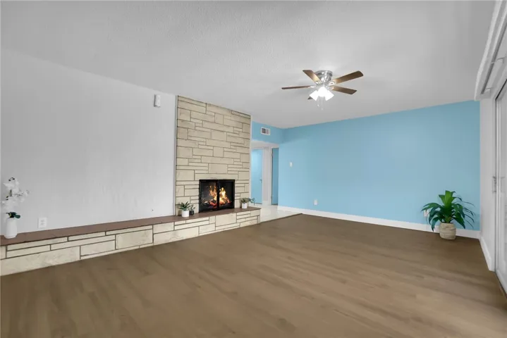 17461 Pine Avenue, Fontana, California 92335