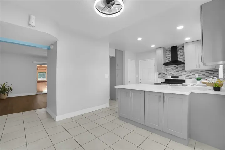 17461 Pine Avenue, Fontana, California 92335