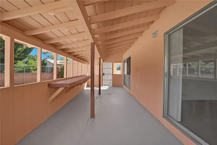 17461 Pine Avenue, Fontana, California 92335