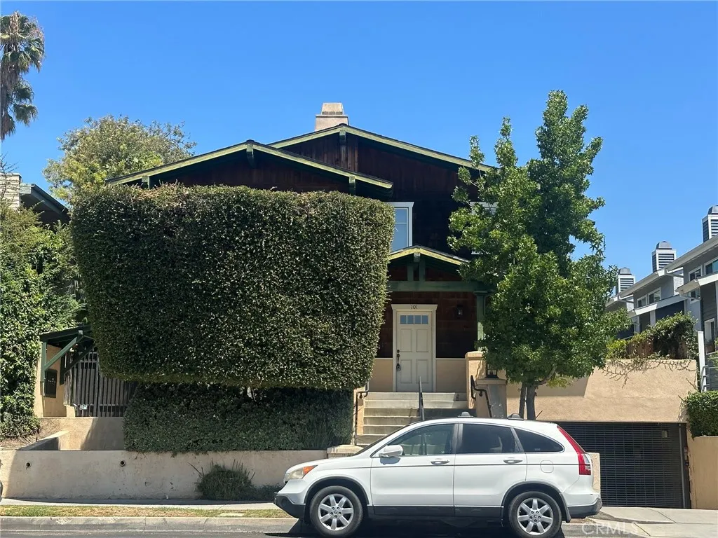 263 E Glenarm Street 101, Pasadena, California 91106, 2 Bedrooms Bedrooms, ,3 BathroomsBathrooms,Residential Lease,For Rent,Glenarm,AR25176827