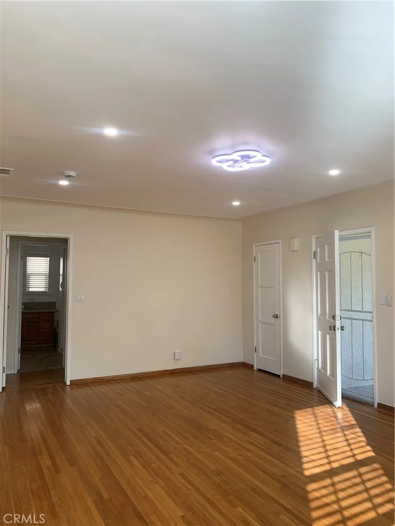 917 N Olive Ave, Alhambra, California 91801 home-pic-8