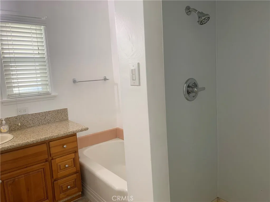 917 N Olive Ave, Alhambra, California 91801 home-pic-12