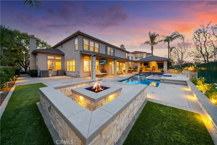 1040 S Summer Breeze Lane, Anaheim Hills, California 92808