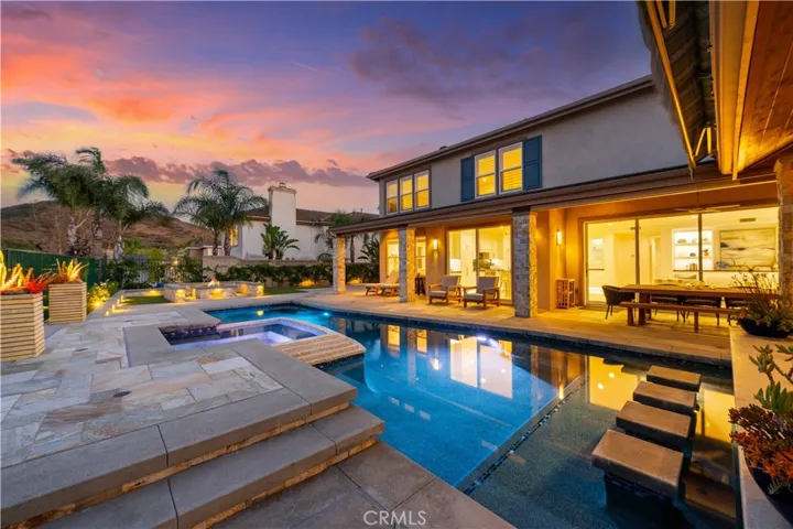 1040 S Summer Breeze Lane, Anaheim Hills, California 92808