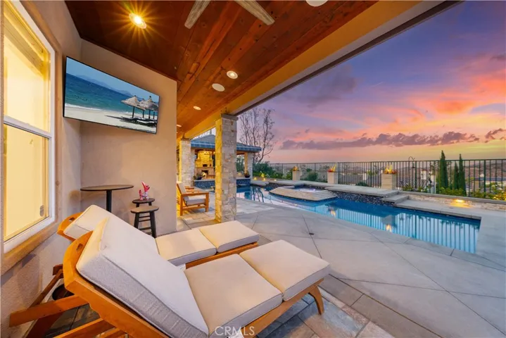 1040 S Summer Breeze Lane, Anaheim Hills, California 92808