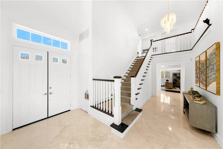 1040 S Summer Breeze Lane, Anaheim Hills, California 92808
