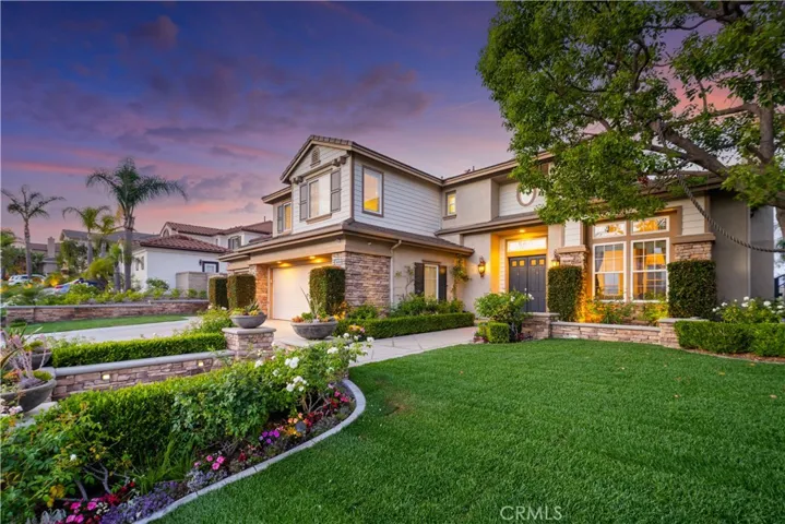 1040 S Summer Breeze Lane, Anaheim Hills, California 92808