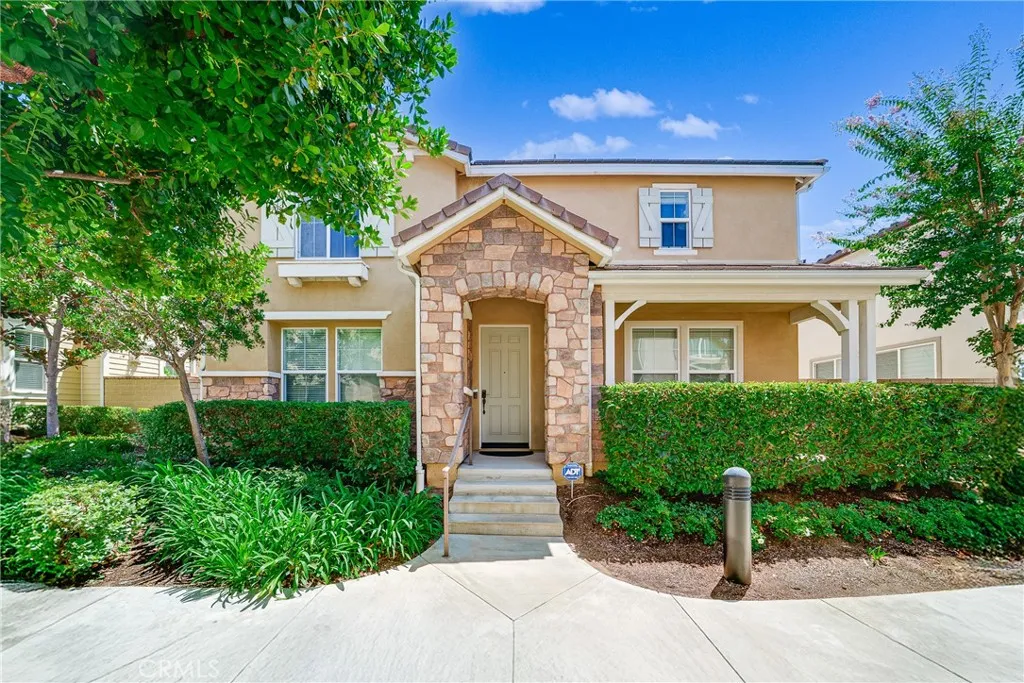 907 N Cornejo Way, Azusa, California 91702 home-pic-1