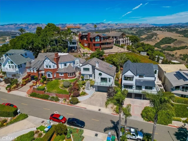 1174 Longview Avenue, Pismo Beach, California 93449