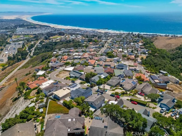1174 Longview Avenue, Pismo Beach, California 93449