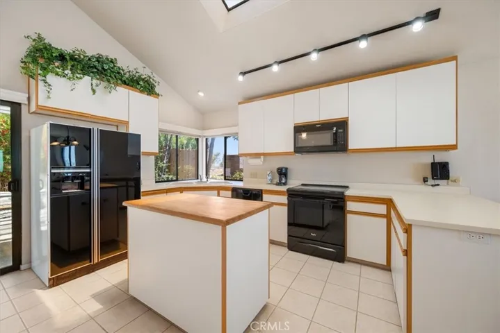 1174 Longview Avenue, Pismo Beach, California 93449