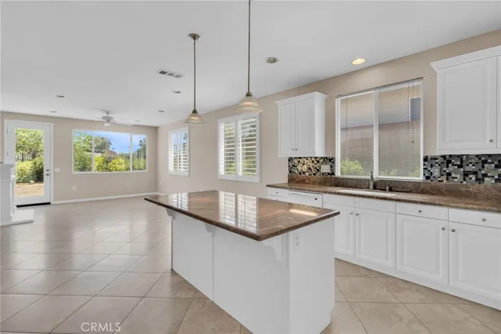 Open concept Living and kitchen area