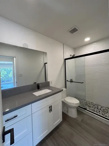 2006 Diamond St 12, San Diego, California 92109