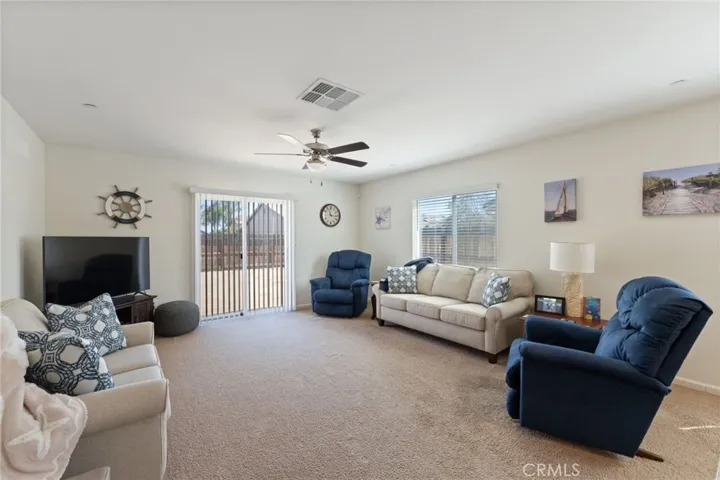 783 Reisling Lane, Coalinga, California 93210
