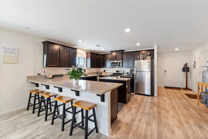 783 Reisling Lane, Coalinga, California 93210