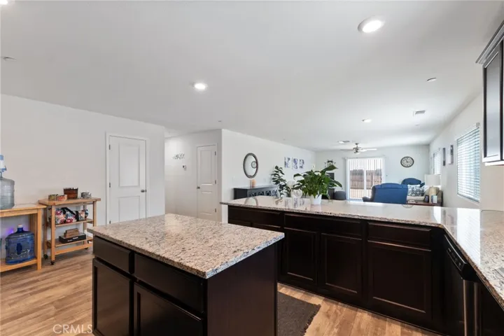 783 Reisling Lane, Coalinga, California 93210