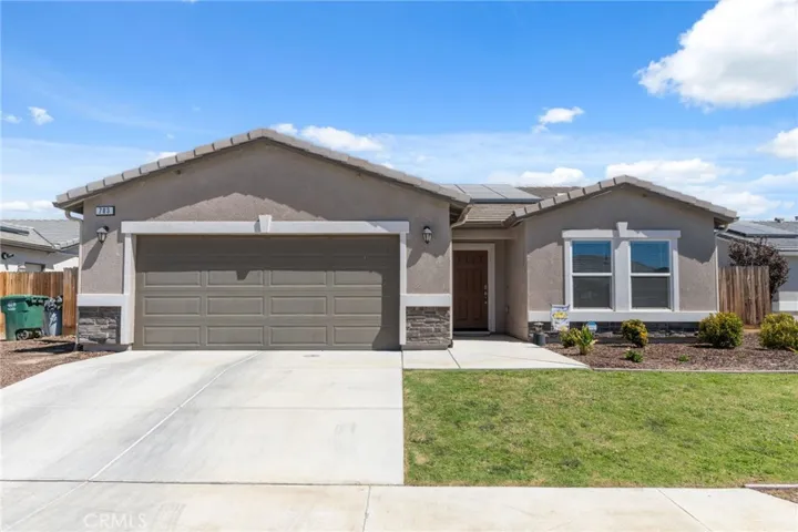 783 Reisling Lane, Coalinga, California 93210
