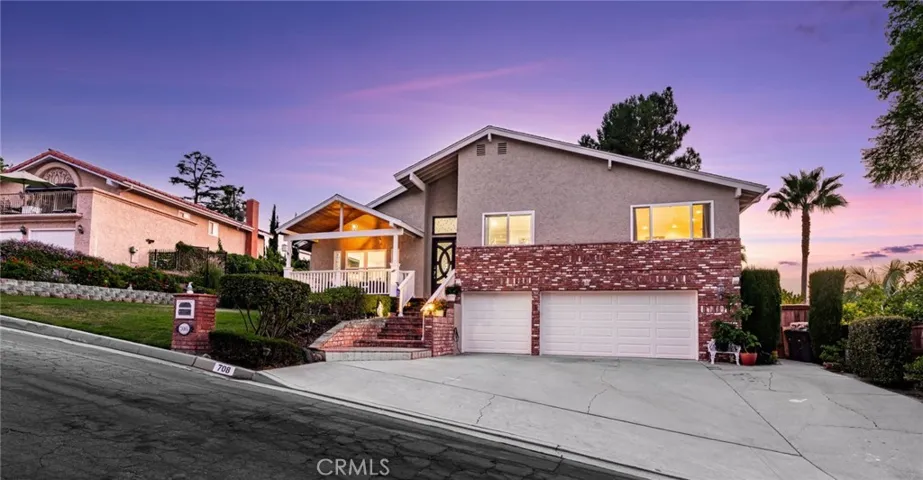 708 Panorama Road, Fullerton, California 92831