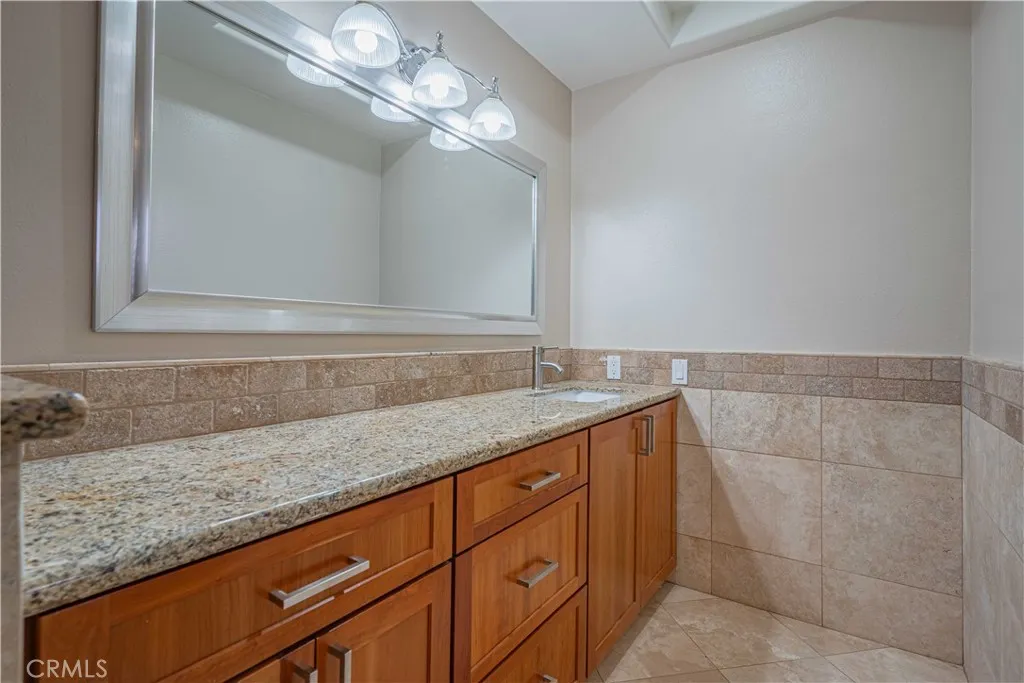 30360 Point Marina, Canyon Lake, California 92587 home-pic-18
