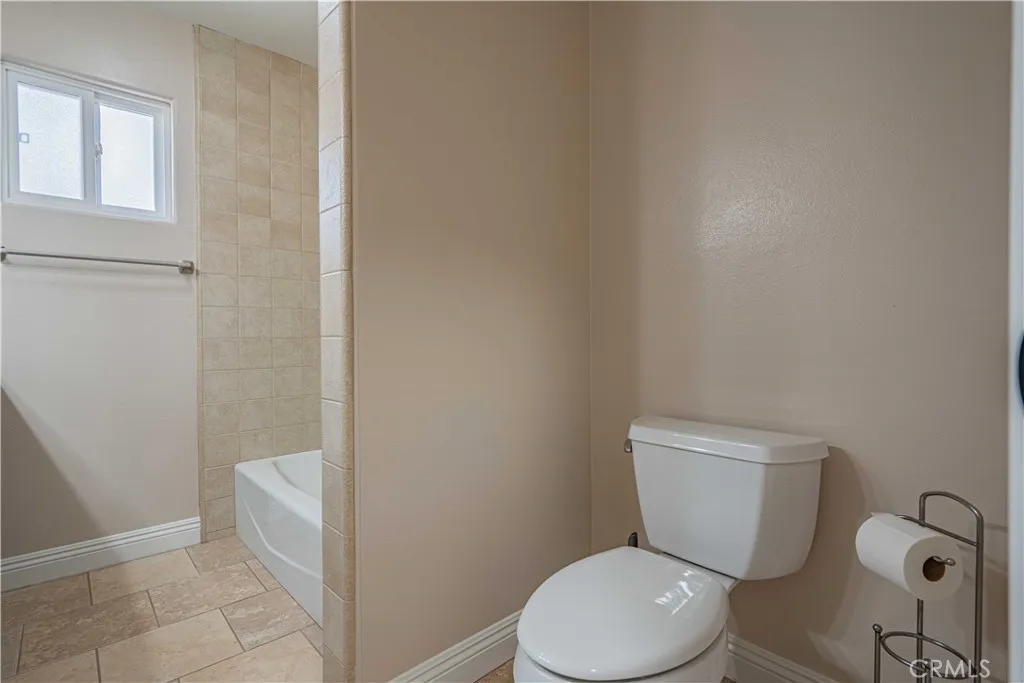 30360 Point Marina, Canyon Lake, California 92587 home-pic-11