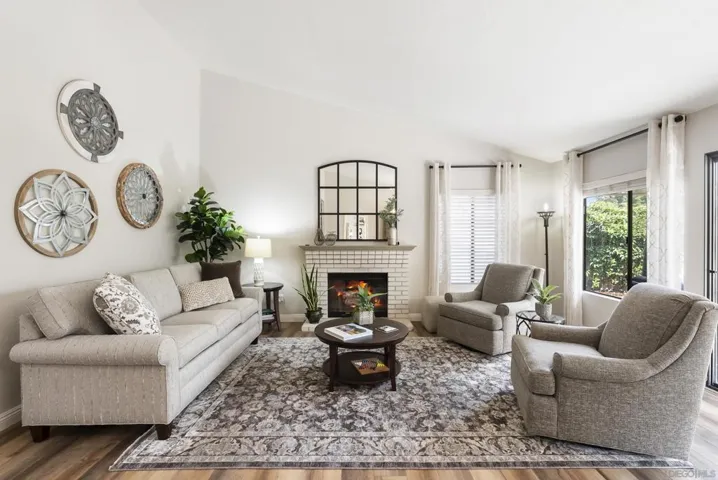1630 Candlelight Gln, Escondido, California 92029
