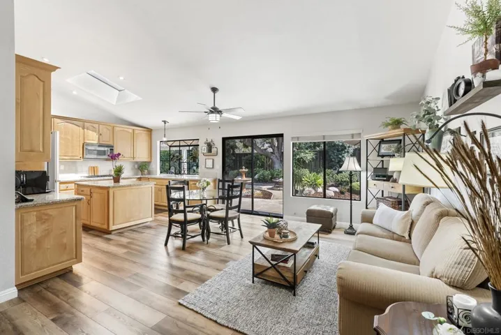 1630 Candlelight Gln, Escondido, California 92029