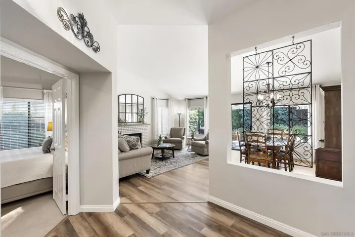 1630 Candlelight Gln, Escondido, California 92029