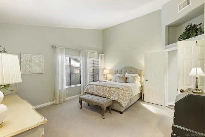 1630 Candlelight Gln, Escondido, California 92029