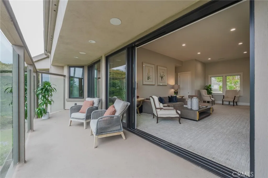 106 Ocean Vista, Newport Beach, California 92660 home-pic-18