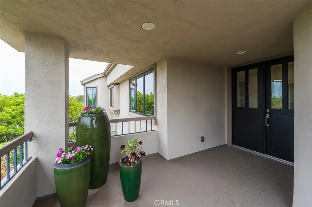 106 Ocean Vista, Newport Beach, California 92660 home-pic-3