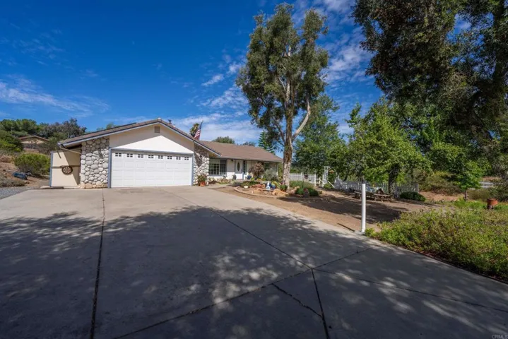 13995 Whispering Meadows Lane, Jamul, California 91935