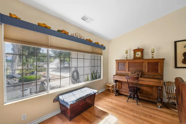 13995 Whispering Meadows Lane, Jamul, California 91935