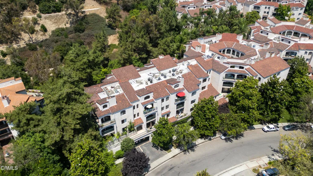 4200 Via Arbolada 207, Los Angeles, California 90042 home-pic-32