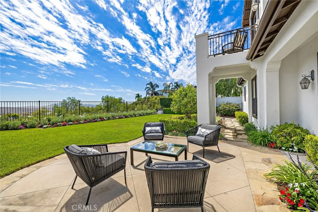 12 Calle Angelitos, San Clemente, California 92673 home-pic-47