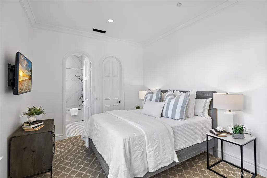 12 Calle Angelitos, San Clemente, California 92673 home-pic-24