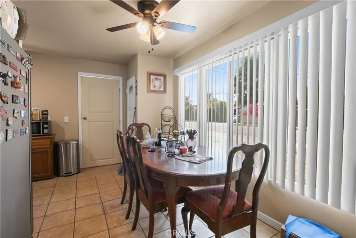 515 W Mcfadden Avenue, Santa Ana, California 92707