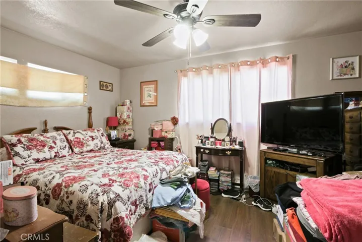 515 W Mcfadden Avenue, Santa Ana, California 92707