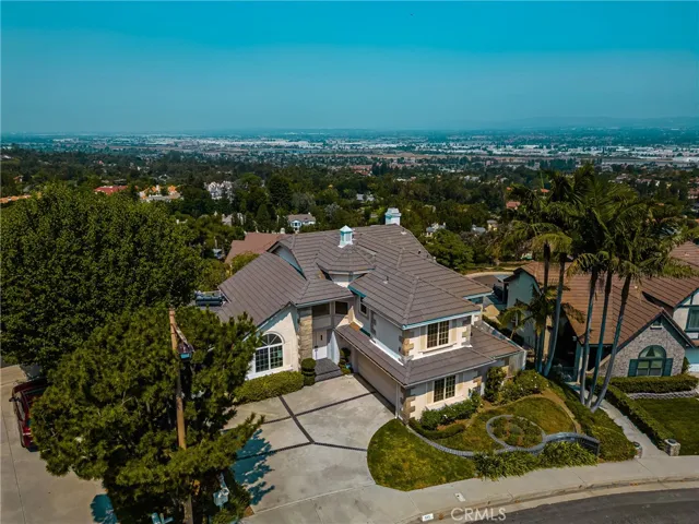 580 S Londerry Ln, Anaheim Hills, California 92807
