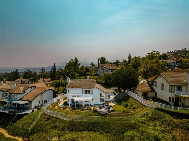 580 S Londerry Ln, Anaheim Hills, California 92807