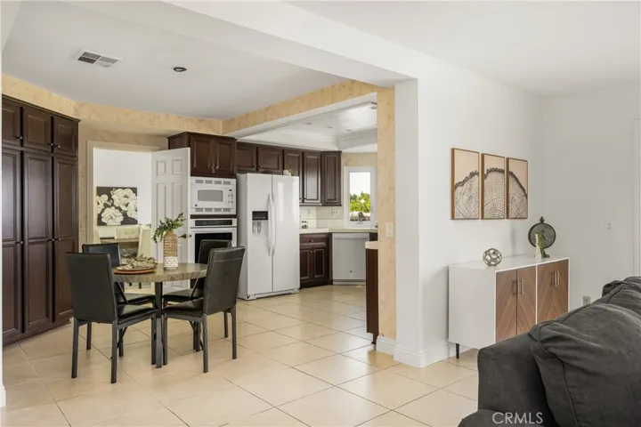 580 S Londerry Ln, Anaheim Hills, California 92807