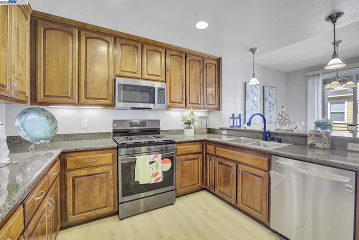 40702 Greystone Ter, Fremont, California 94538